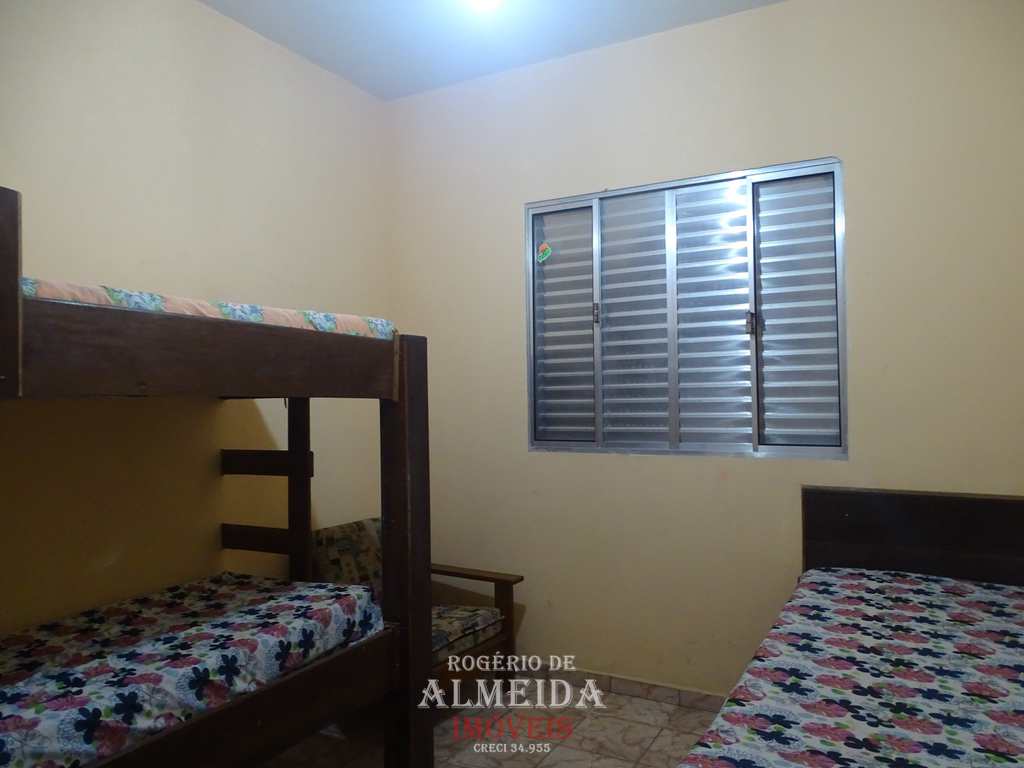 Casa em Itanhaém, no bairro Jardim das Palmeiras