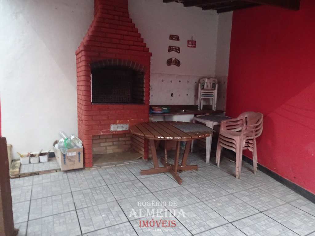 Casa em Itanhaém, no bairro Jardim das Palmeiras