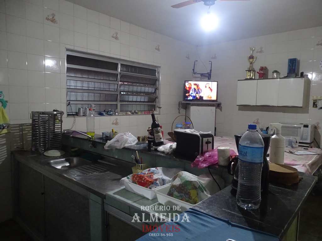 Casa em Itanhaém, no bairro Jardim das Palmeiras