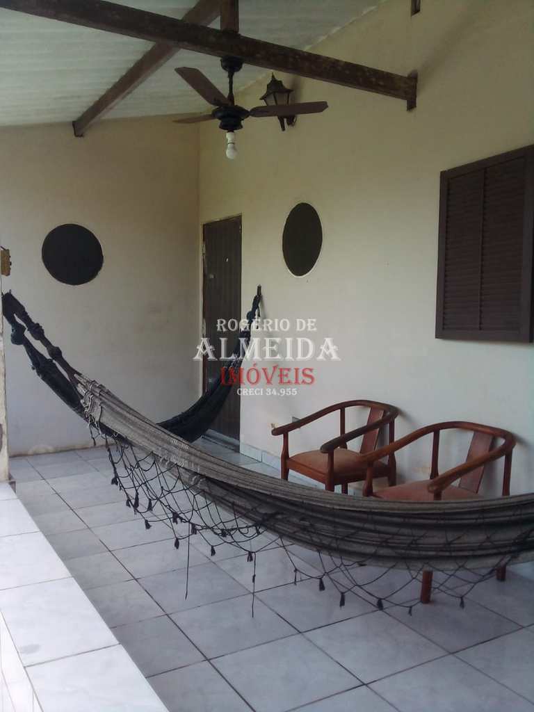 Casa em Itanhaém, no bairro Balnerio Gaivota