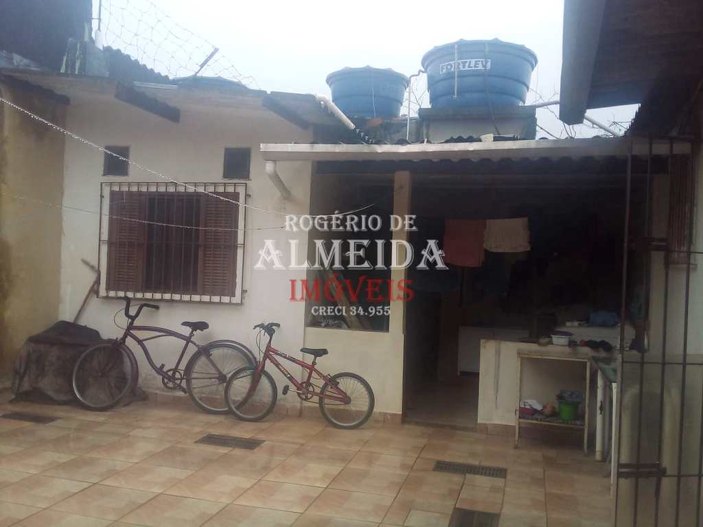 Casa em Itanhaém, no bairro Balnerio Gaivota