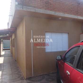 Casa em Itanhaém, bairro Balneário Tupy