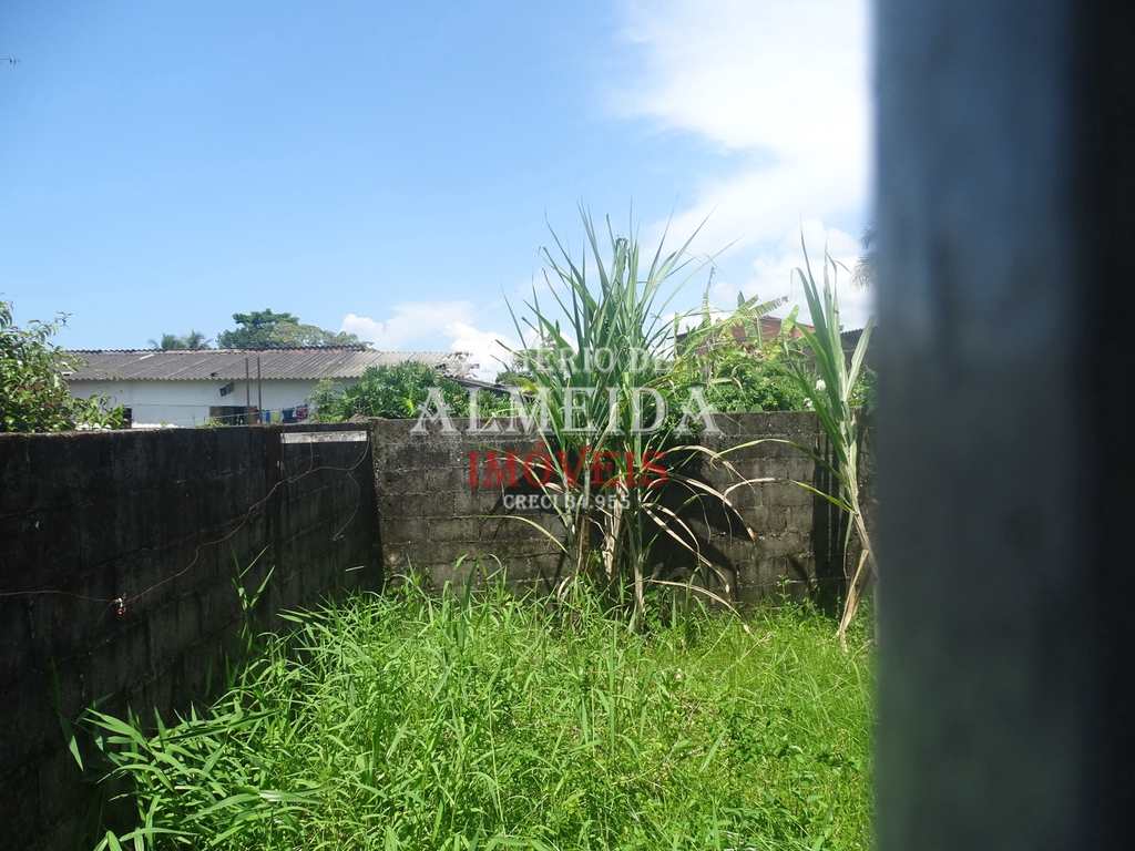 Casa em Itanhaém, no bairro Gaivota (Praia)