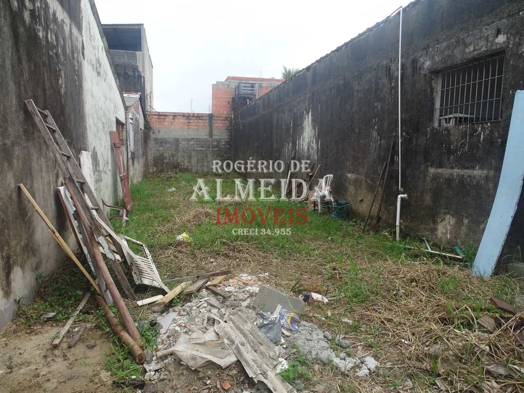 Terreno em Itanhaém, no bairro Gaivotas