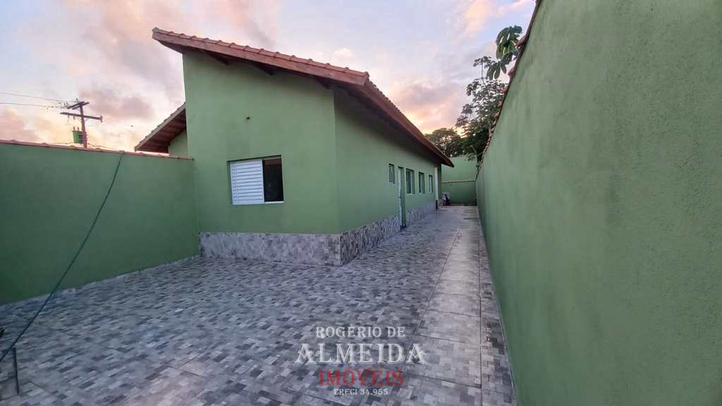 Casa em Itanhaém, no bairro Gaivota (Praia)