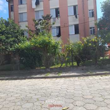 Apartamento em Itanhaém, bairro Cdhu Guapiranga
