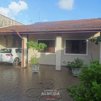 Casa em Itanhaém, bairro Gaivota (Praia)