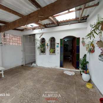 Casa em Itanhaém, bairro Gaivota (Praia)