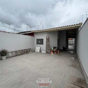 Casa em Itanhaém, bairro Gaivota (Praia)