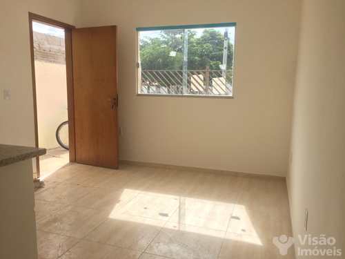 Casa, código 1920025 em Pindamonhangaba, bairro Residencial Comercial Cidade Vista Alegre