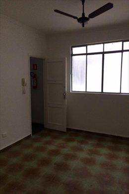 Apartamento, código 2755 em Santos, bairro Marapé
