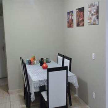 Apartamento em Praia Grande, bairro Canto do Forte