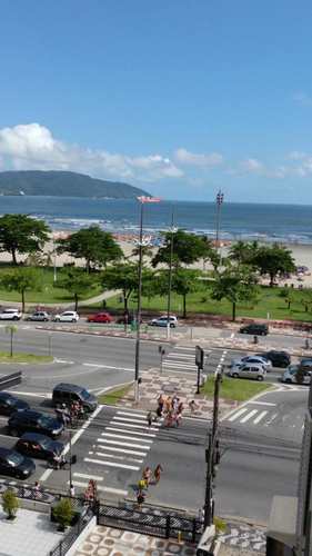 Kitnet, código 2138 em Santos, bairro José Menino