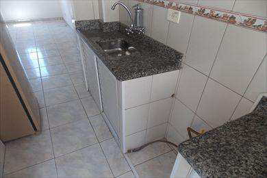 Kitnet, código 1771 em Santos, bairro José Menino