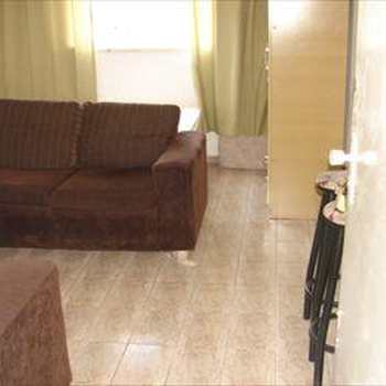 Kitnet em São Vicente, bairro Itararé