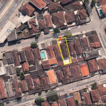 Casa em Santos, bairro Caneleira