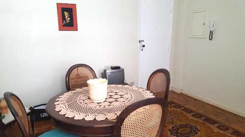 Apartamento, código 3024 em Santos, bairro José Menino