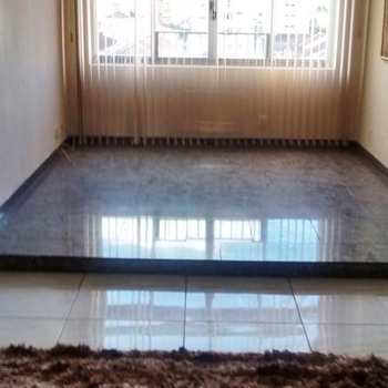 Apartamento em Santos, bairro Campo Grande