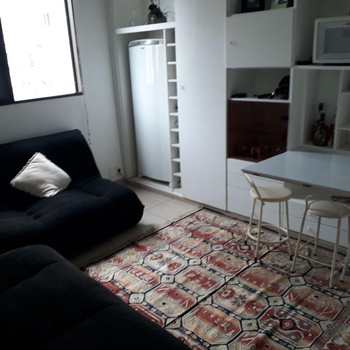 Apartamento em Santos, bairro José Menino