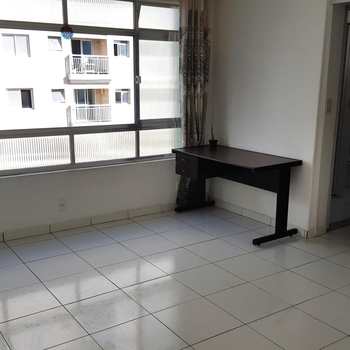 Apartamento em Santos, bairro José Menino