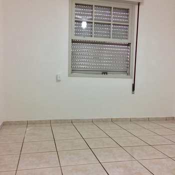 Kitnet em Santos, bairro Embaré