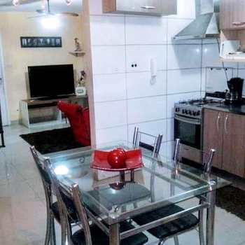 Apartamento em São Vicente, bairro Centro