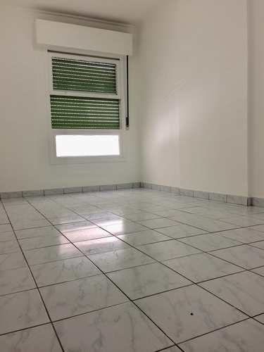Kitnet, código 3308 em Santos, bairro Aparecida