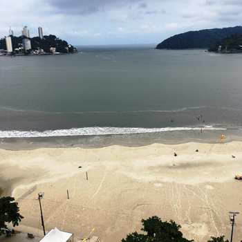Apartamento em São Vicente, bairro Centro