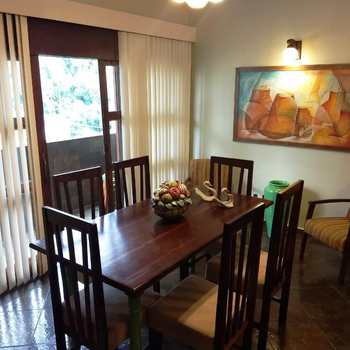 Apartamento em Santos, bairro José Menino