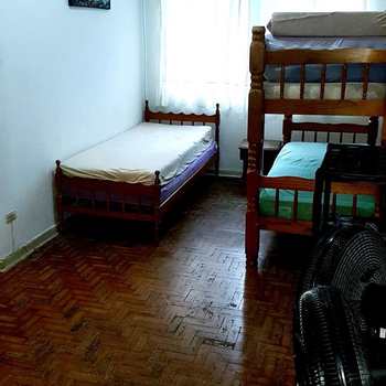 Kitnet em Santos, bairro José Menino
