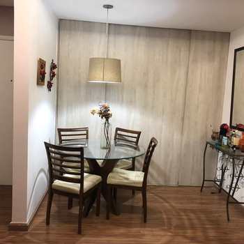 Apartamento em Santos, bairro Marapé
