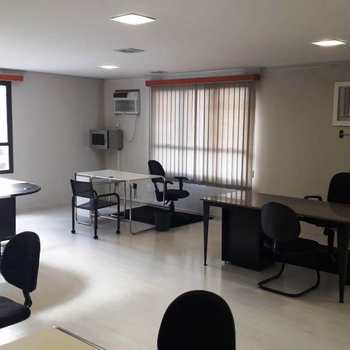 Conjunto Comercial em Santos, bairro Encruzilhada