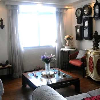 Apartamento em Santos, bairro José Menino