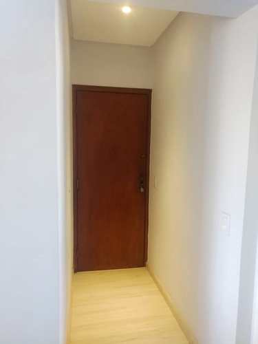 Apartamento, código 3618 em Santos, bairro Embaré
