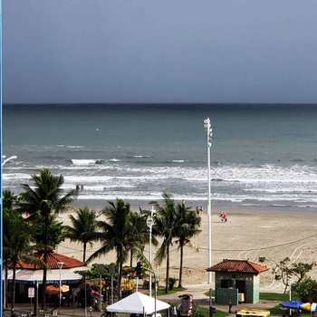 Apartamento em São Vicente, bairro Itararé