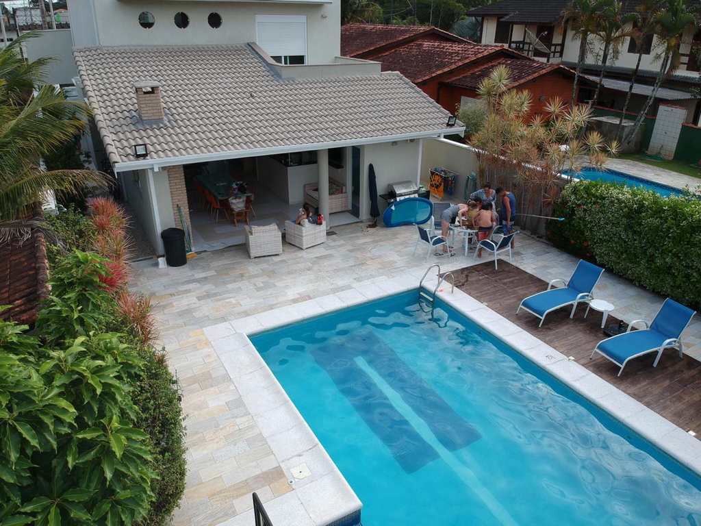 Casa de Condomínio em Bertioga, no bairro Morada da Praia