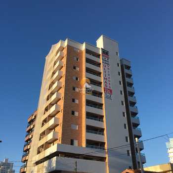 Apartamento em Praia Grande, bairro Guilhermina