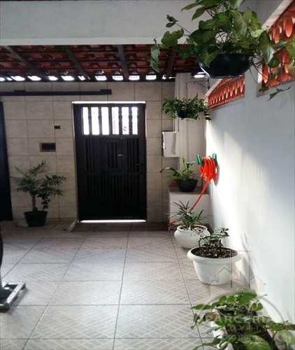 Sobrado, código 700 em Cubatão, bairro Vila Caraguata