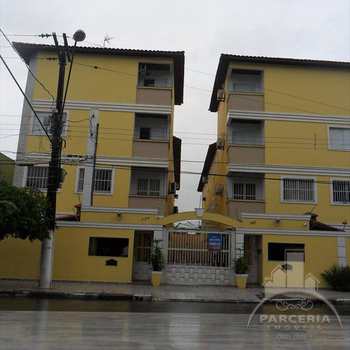Sobrado em Cubatão, bairro Jardim Casqueiro