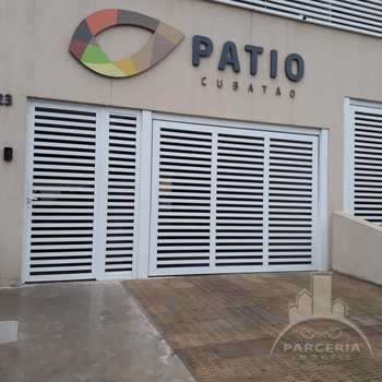 Apartamento em Cubatão, bairro Centro