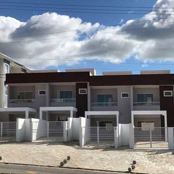 Sobrado em Florianópolis, bairro Ingleses do Rio Vermelho