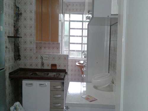 Apartamento, código 1124 em Santos, bairro Marapé