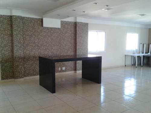 Apartamento, código 693 em Santos, bairro Vila Matias