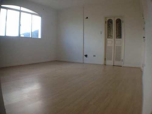 Apartamento, código 487 em Santos, bairro Campo Grande