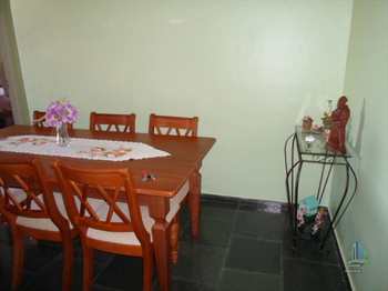 Apartamento, código 573 em Praia Grande, bairro Aviação