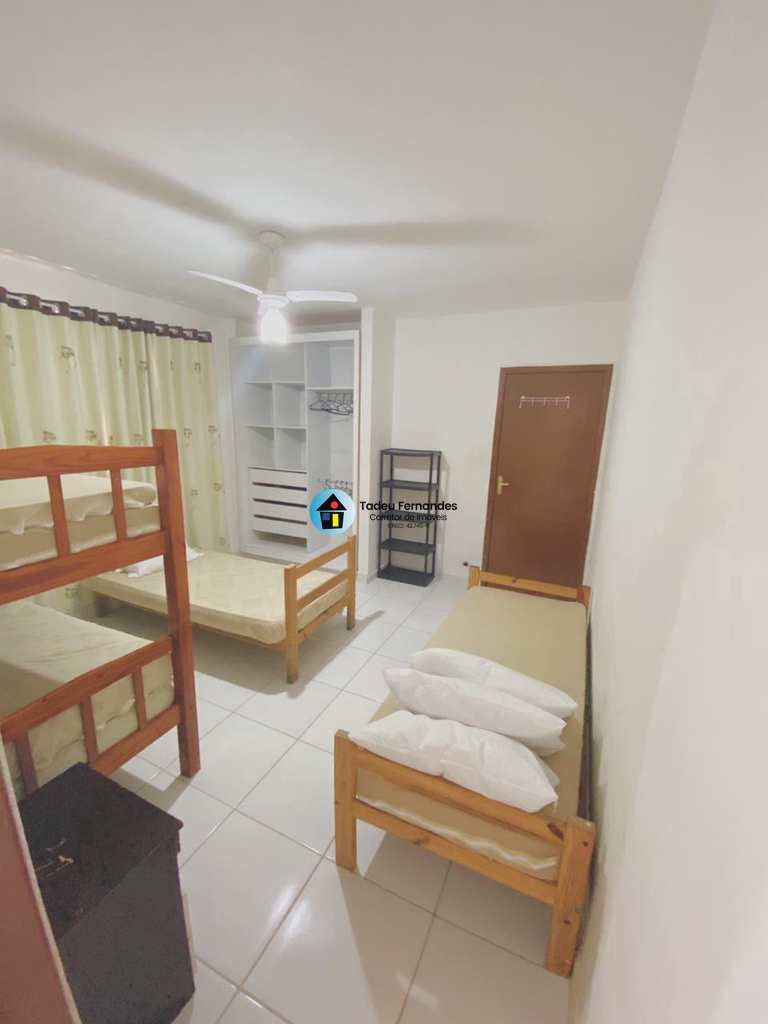 Casa em Itanhaém, no bairro Loty