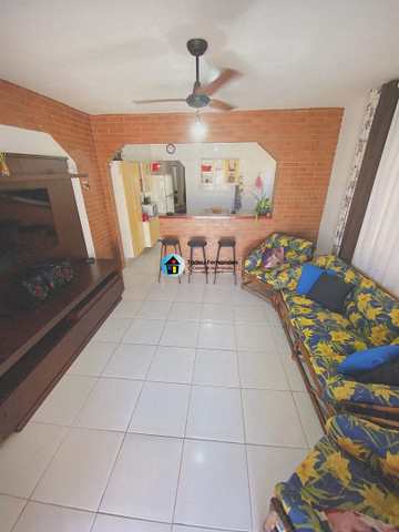 Casa em Itanhaém, no bairro Loty