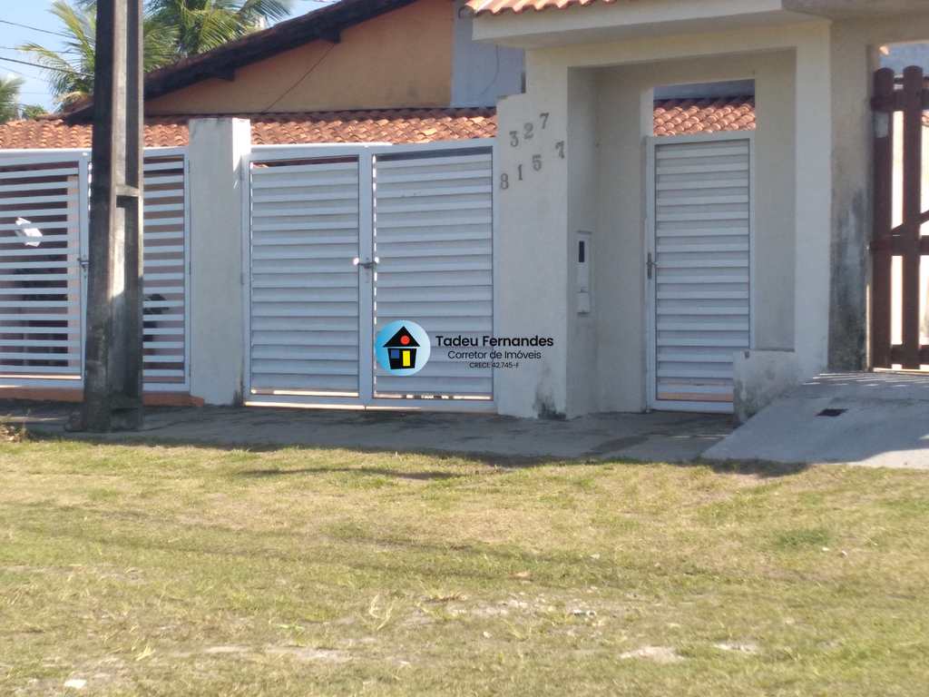 Casa em Itanhaém, no bairro Loty