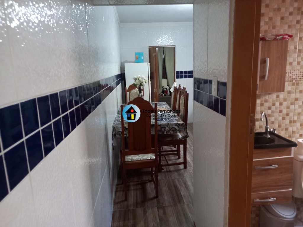 Casa em Mongaguá, no bairro Balneário Itaóca