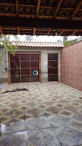 Casa em Mongaguá, no bairro Balneário Itaóca